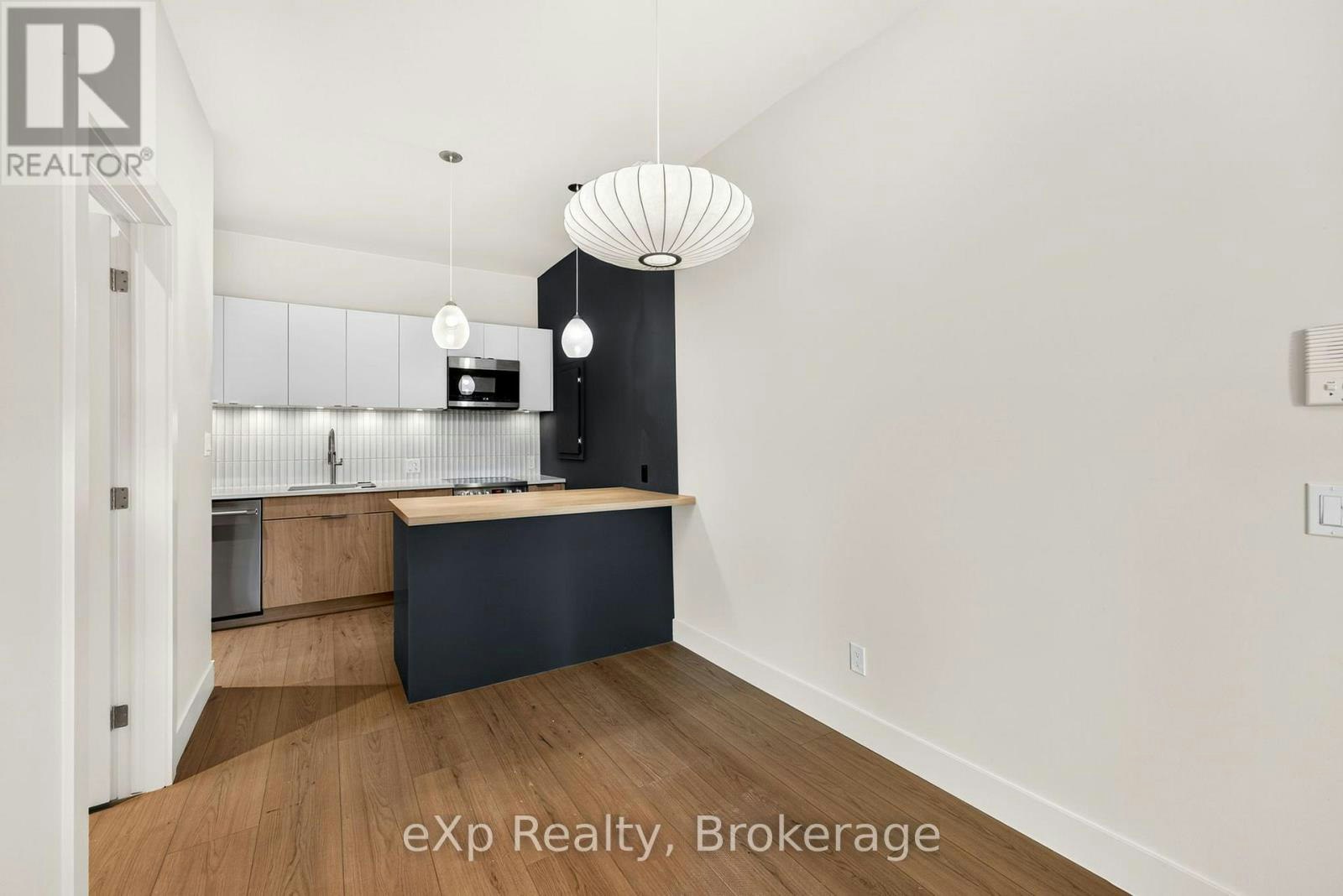 12-24 Wellington Street, Stratford, ON, N5A 2L2 - 9