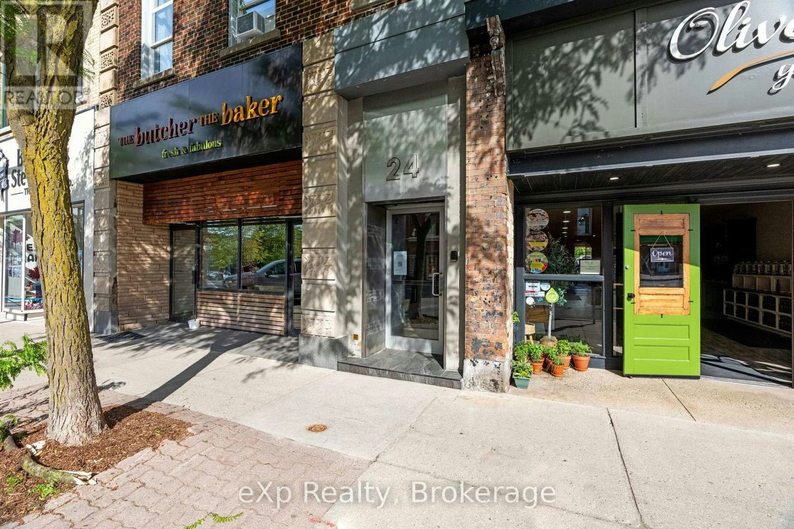12-24 Wellington Street, Stratford, ON, N5A 2L2 - 4