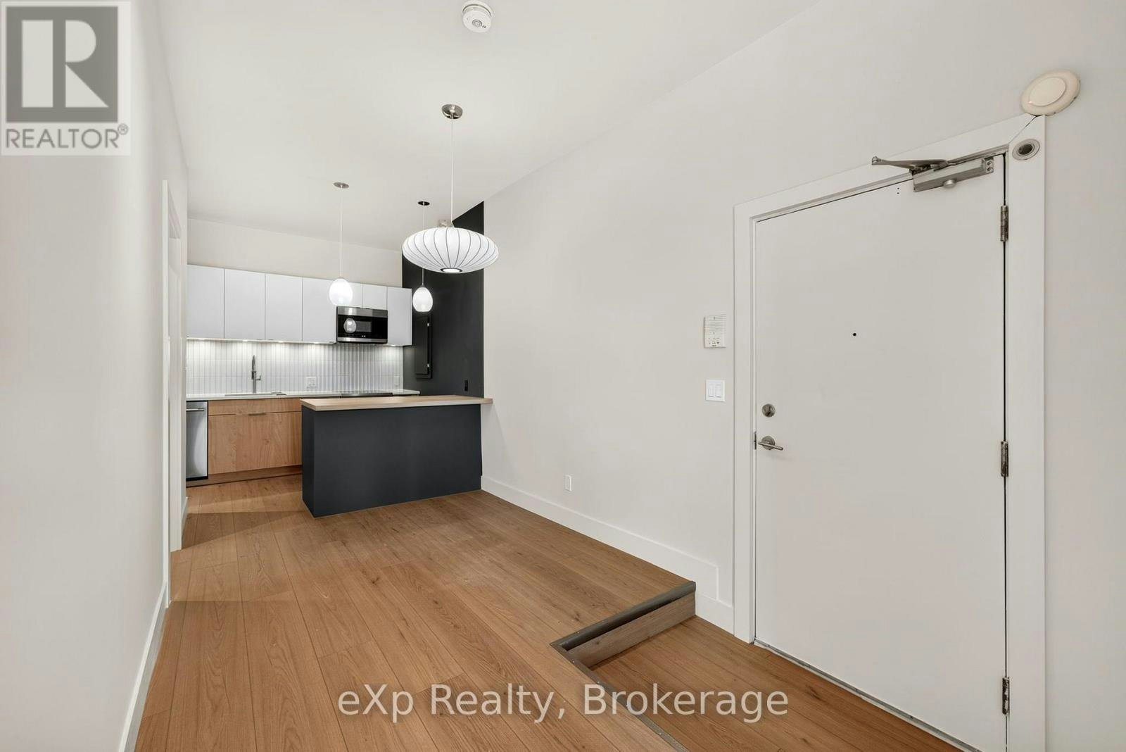 12-24 Wellington Street, Stratford, ON, N5A 2L2 - 8