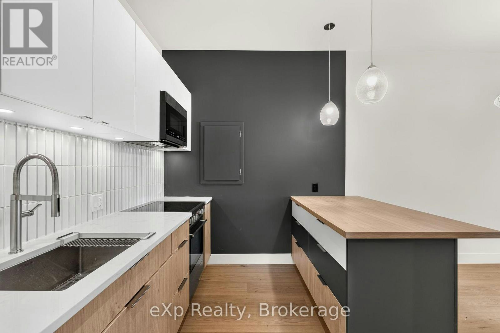 12-24 Wellington Street, Stratford, ON, N5A 2L2 - 13