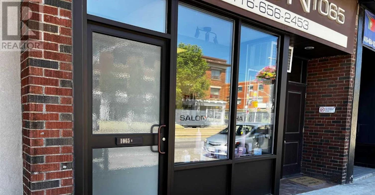 1065B St Clair Avenue W, Toronto, ON, M6E 1A6 - 33