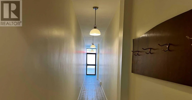1065B St Clair Avenue W, Toronto, ON, M6E 1A6 - 25