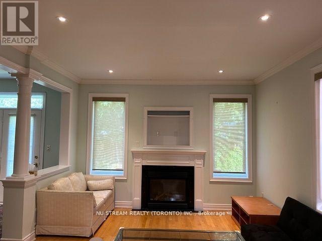 12 Preakness Drive, Toronto, ON, M3B 3S1 - 4