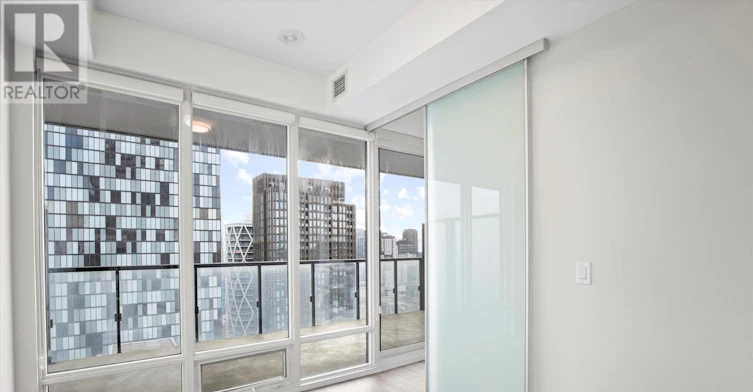 2408-488 University Avenue, Toronto, ON, M5G 0C1 - 13