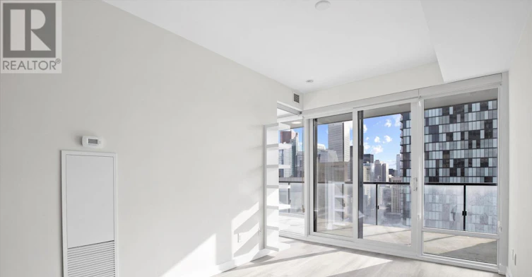 2408-488 University Avenue, Toronto, ON, M5G 0C1 - 4