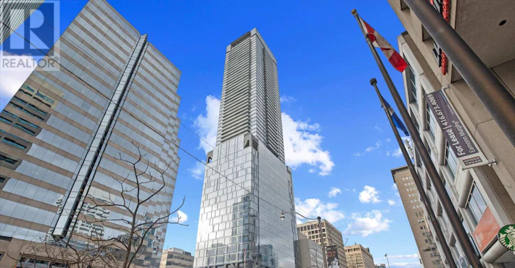2408-488 University Avenue, Toronto, ON, M5G 0C1 - 17