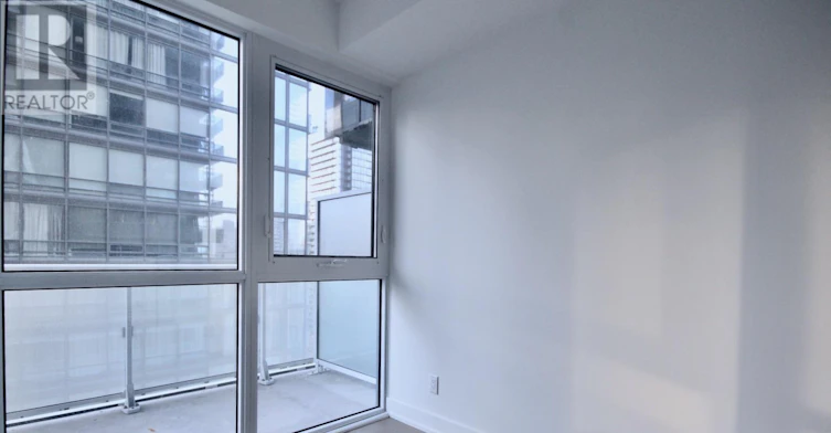 1901-7 Grenville Street, Toronto, ON, M4Y 0E9 - 6