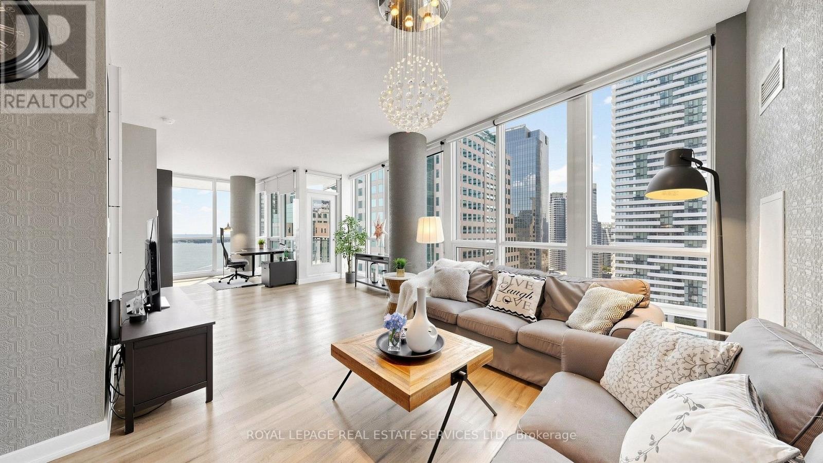 2212-33 Bay Street, Toronto, ON, M5J 2Z3