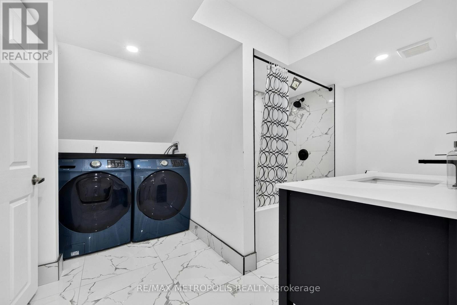 BSMT-337 Old Harwood Avenue, Ajax, ON, L1Z 1H9 - 12