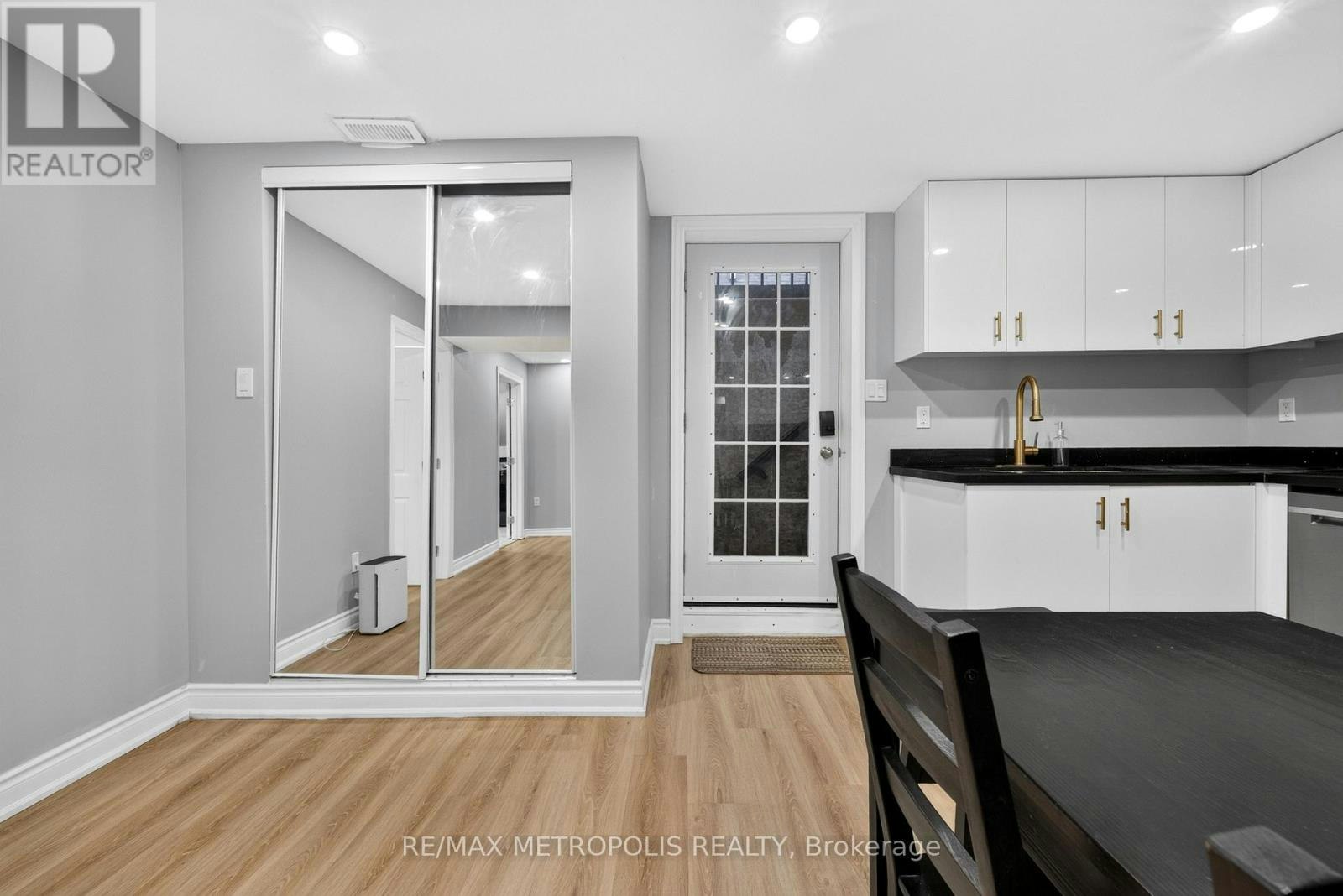 BSMT-337 Old Harwood Avenue, Ajax, ON, L1Z 1H9 - 5