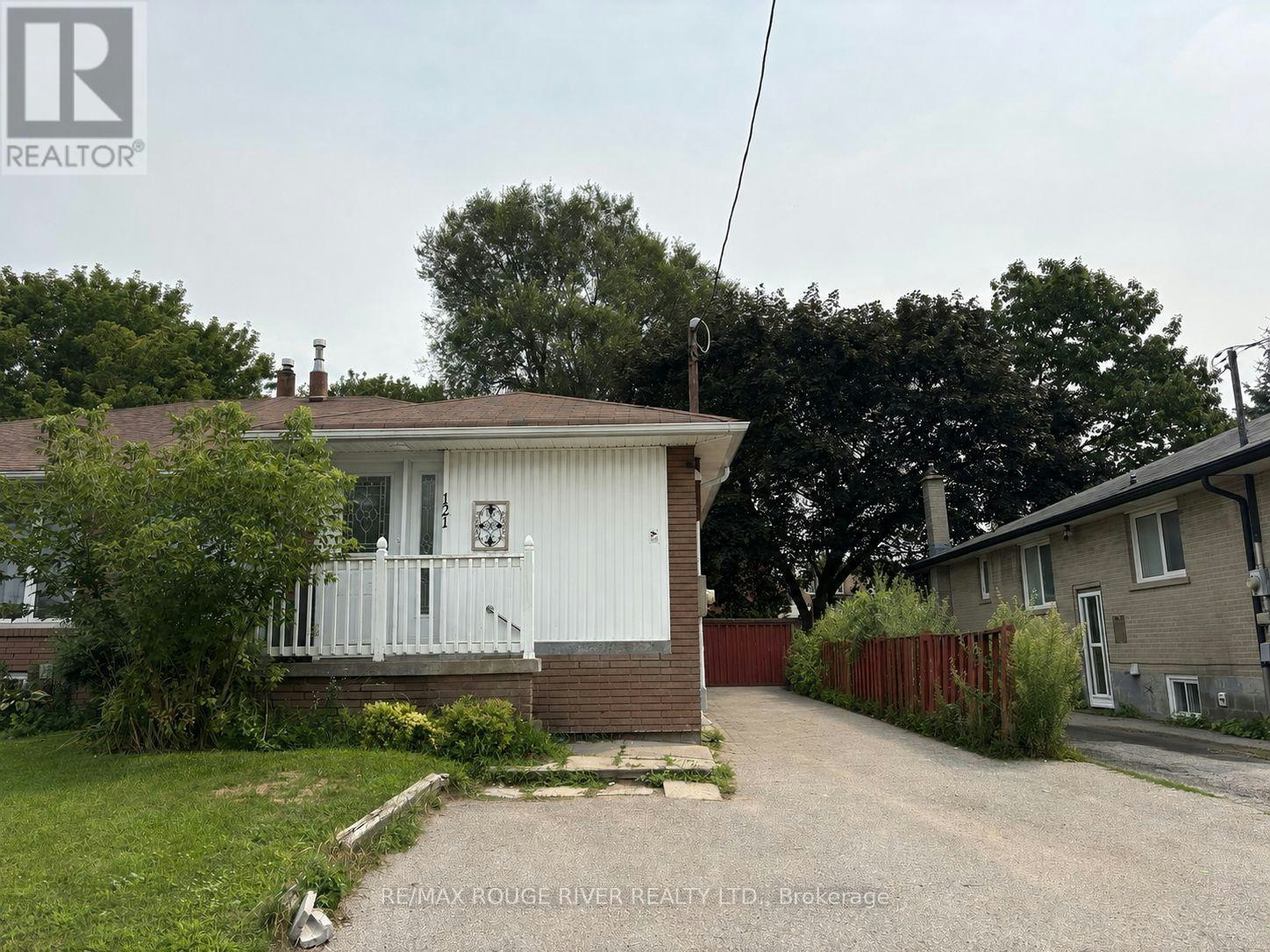 2, LOWER-121 Lupin Drive, Whitby, ON, L1N 1X9