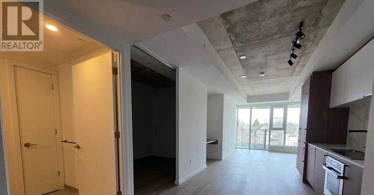 418-689 The Queensway Drive, Toronto, ON, M8Y 1L1 - 4