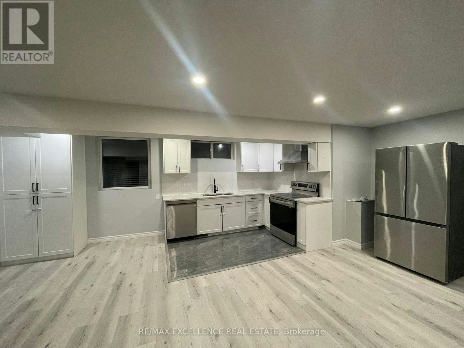 1595 Borden Street, London, ON, N5W 2P9 - 2