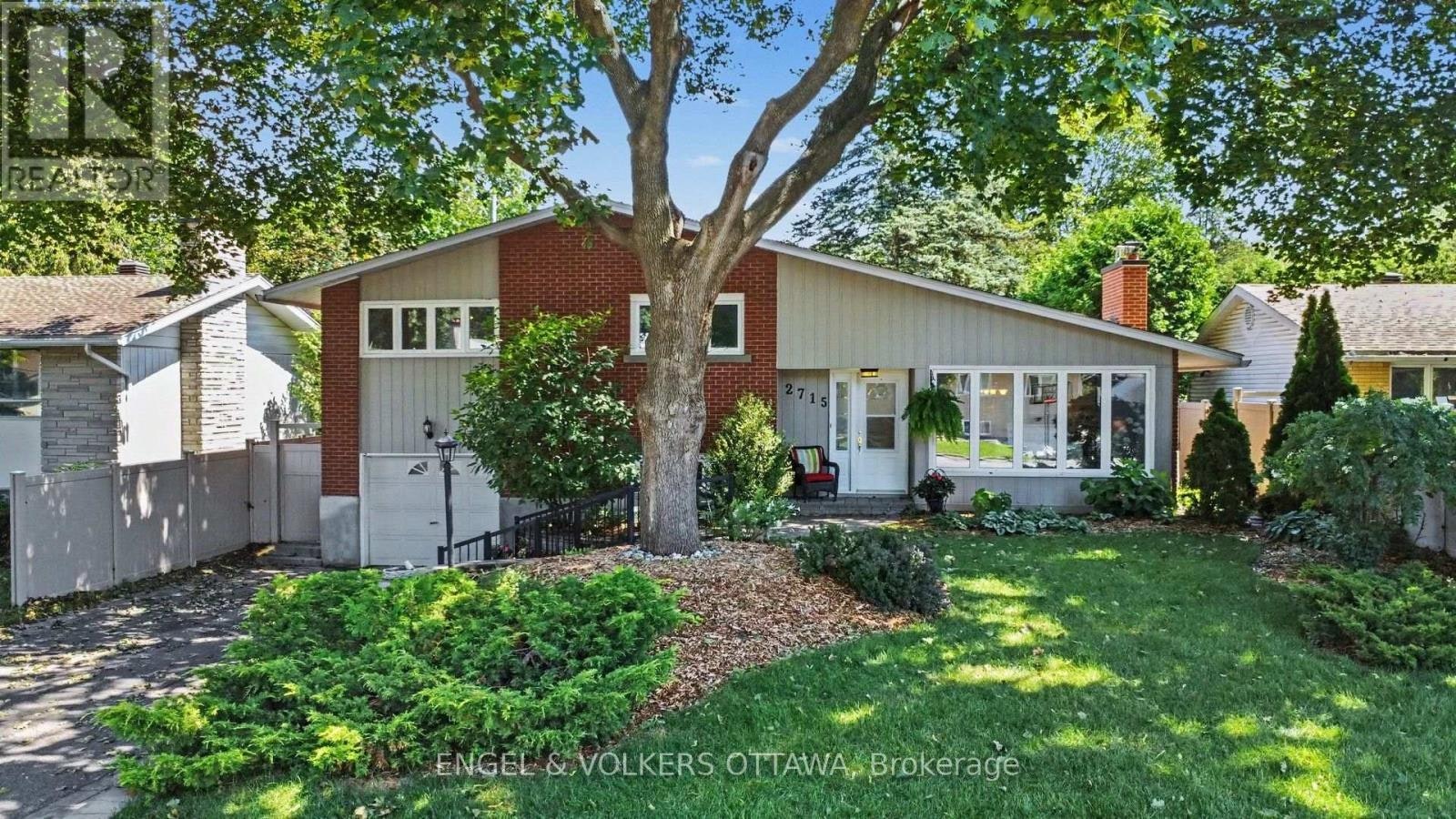 2715 Colman Street, Ottawa, ON, K1V 8J8