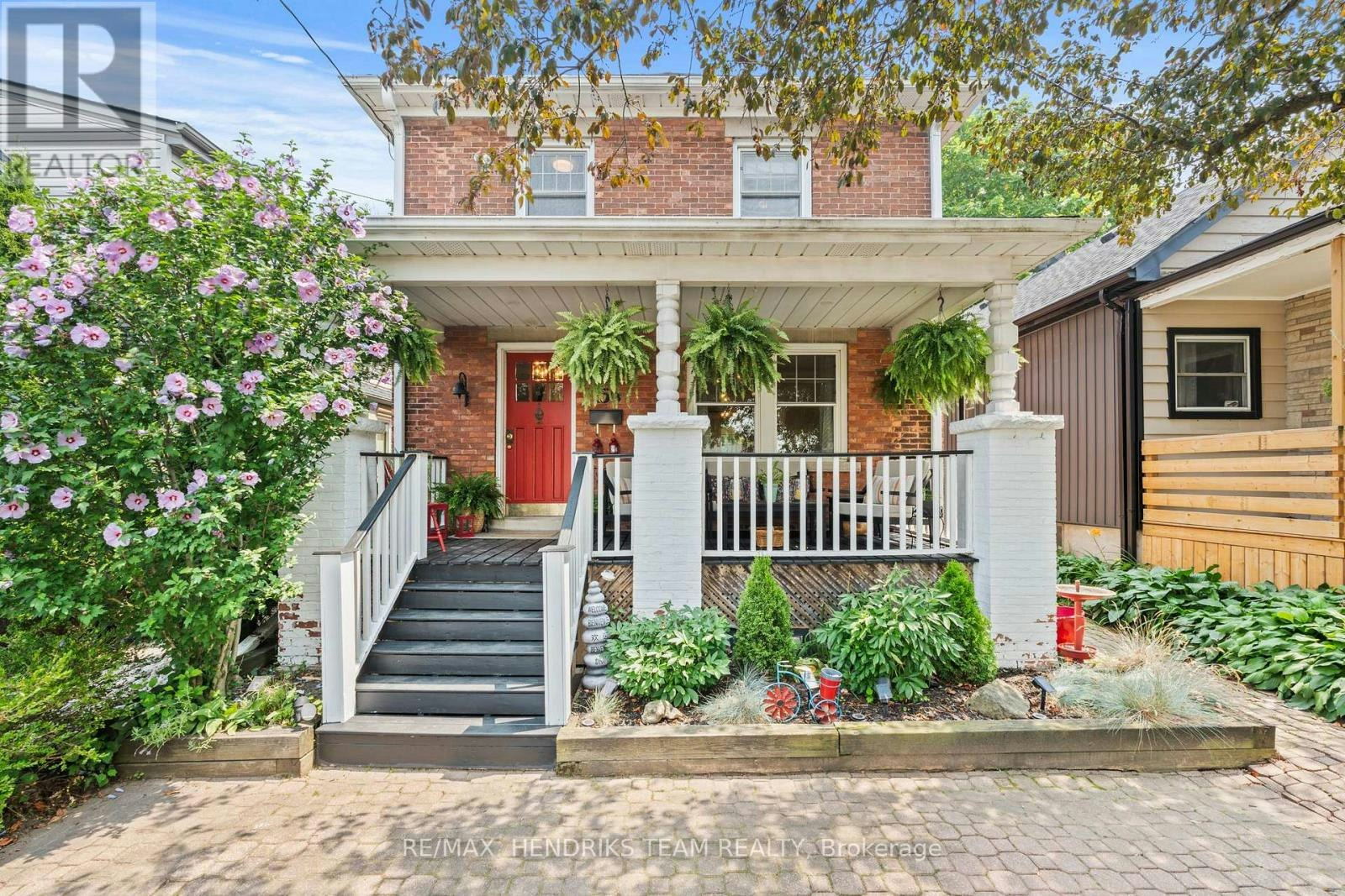 150 York Street, St. Catharines, ON, L2R 6E7