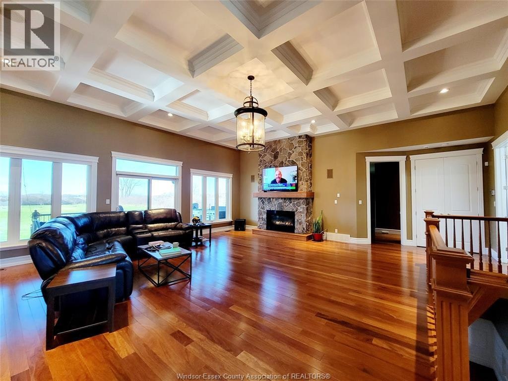 7835 Broderick Road, Lasalle, ON, N9H 1X2 - 9