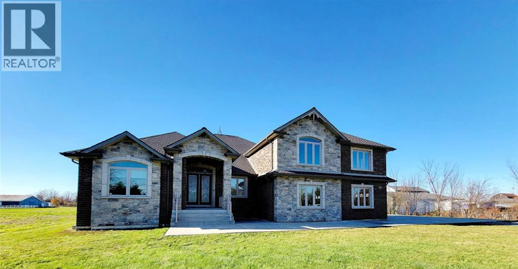 7835 Broderick Road, Lasalle, ON, N9H 1X2 - 5