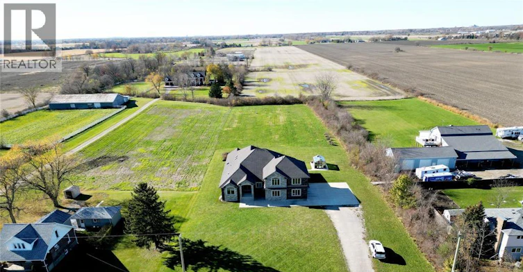 7835 Broderick Road, Lasalle, ON, N9H 1X2 - 2