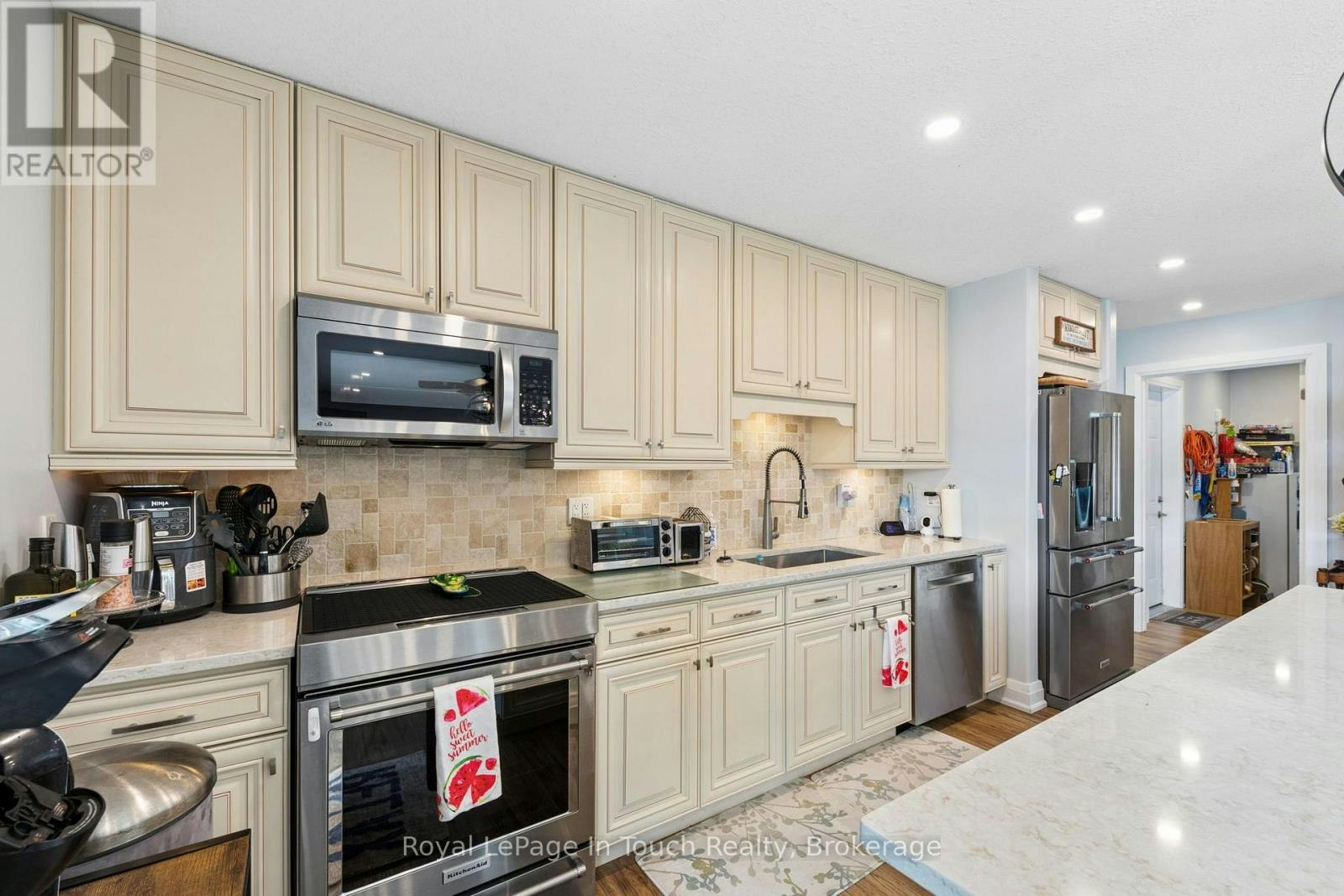 86 Andrew Drive, Tiny, ON, L9M 0B4 - 18