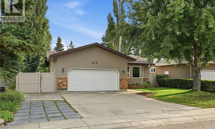 619 Addie Crescent