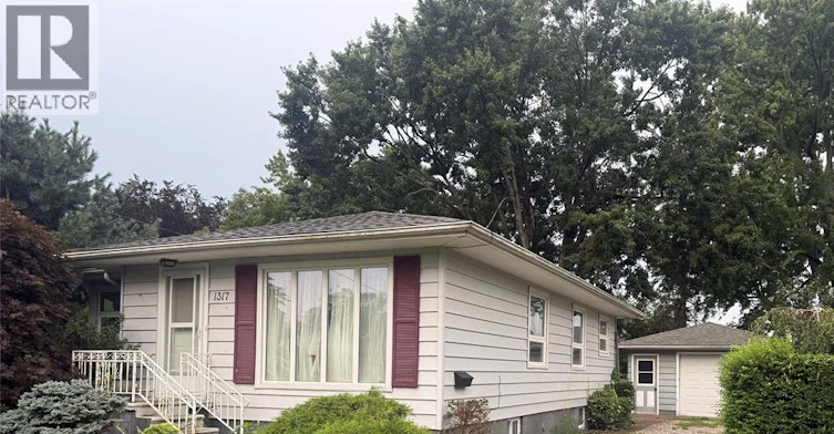 2-1317 Clovelly Drive, Kingsville, ON, N9Y 2P3