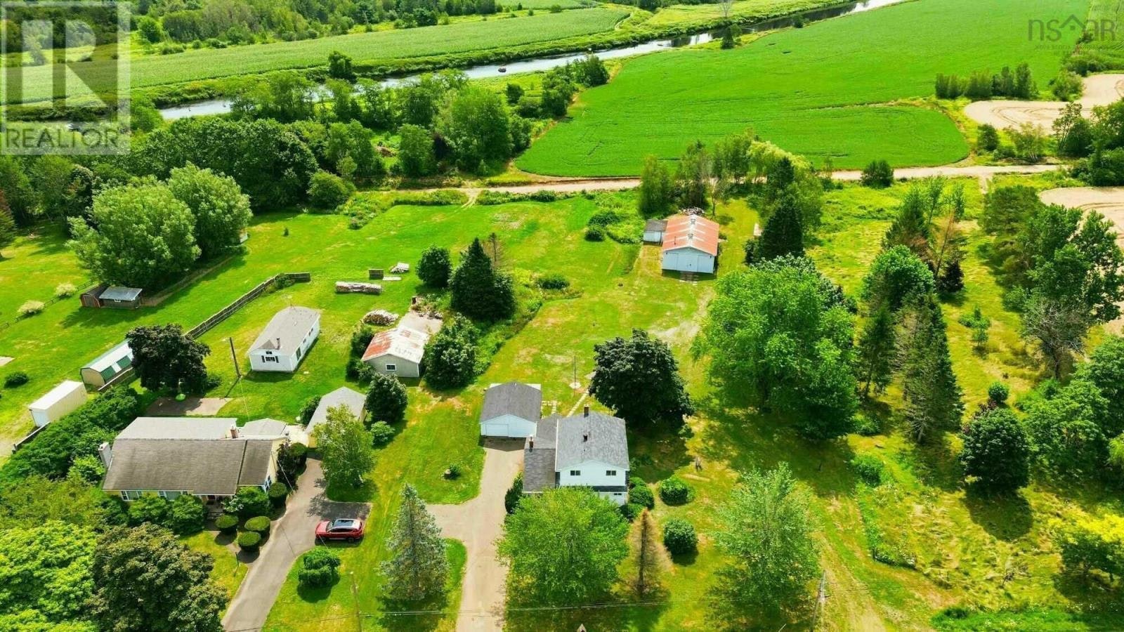 9746 1 Highway, Paradise, NS, B0S 1R0