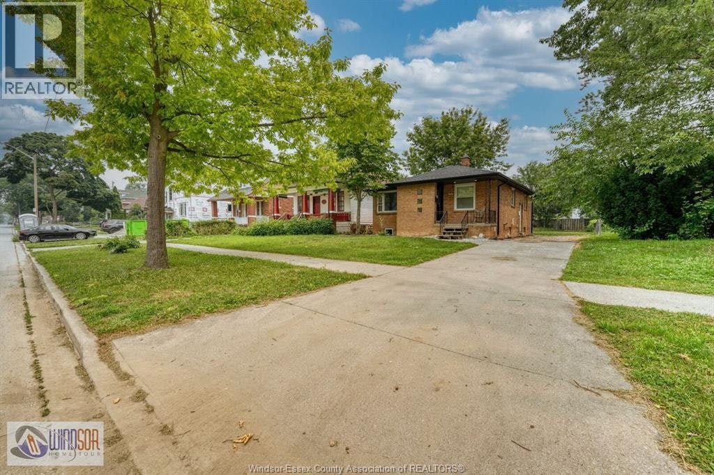736 Partington Avenue, Windsor, ON, N9B 2N7