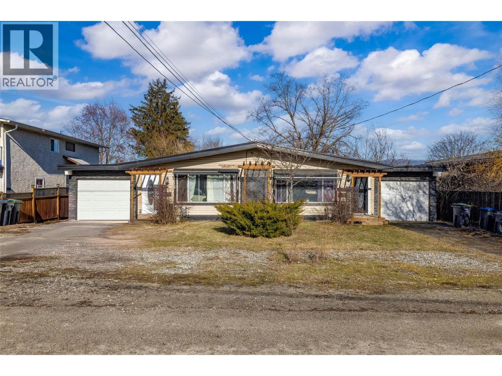 458-460 Keithley Road, Kelowna, BC, V1X 2N7