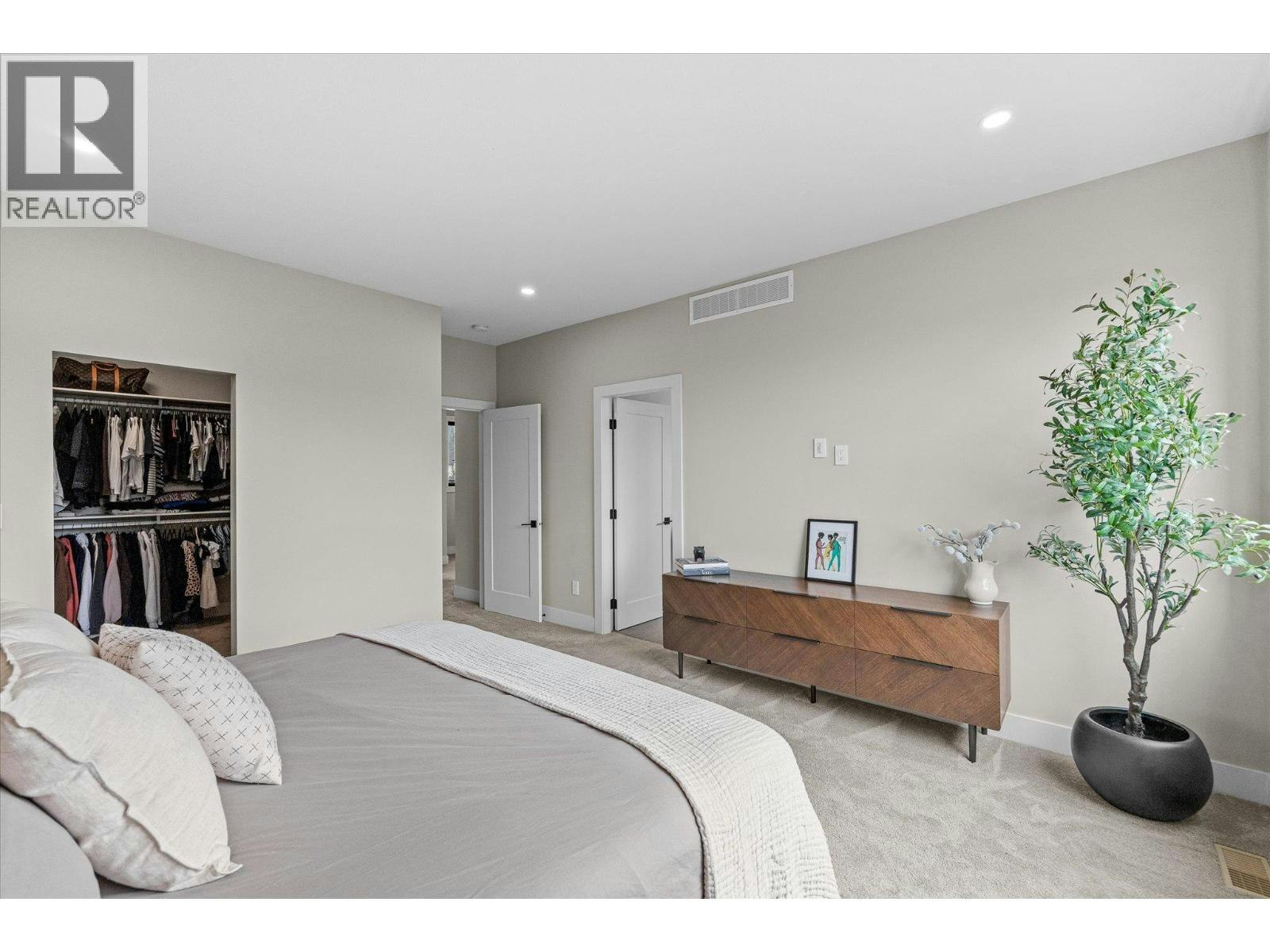 4198 Russo Street, Kelowna, BC, V1W 0B6 - 28