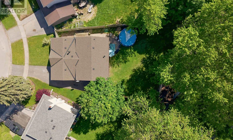 30 Deerpark Crescent