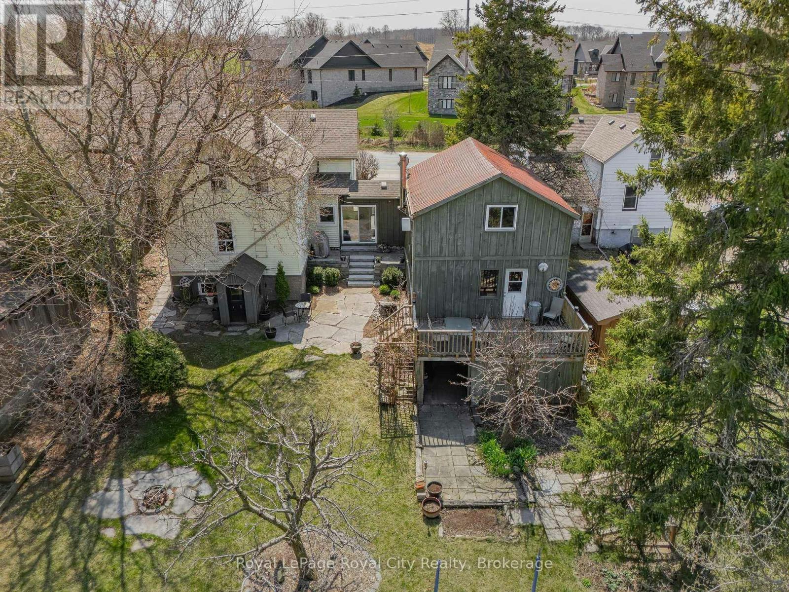 73 Queen Street, Puslinch, ON, N0B 2C0