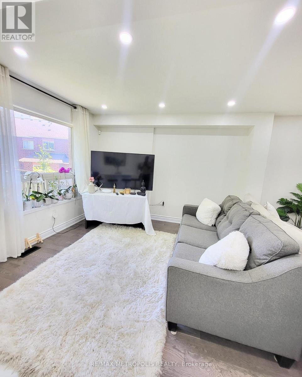 12-435 Middlefield Road, Toronto, ON, M1S 5W1 - 5