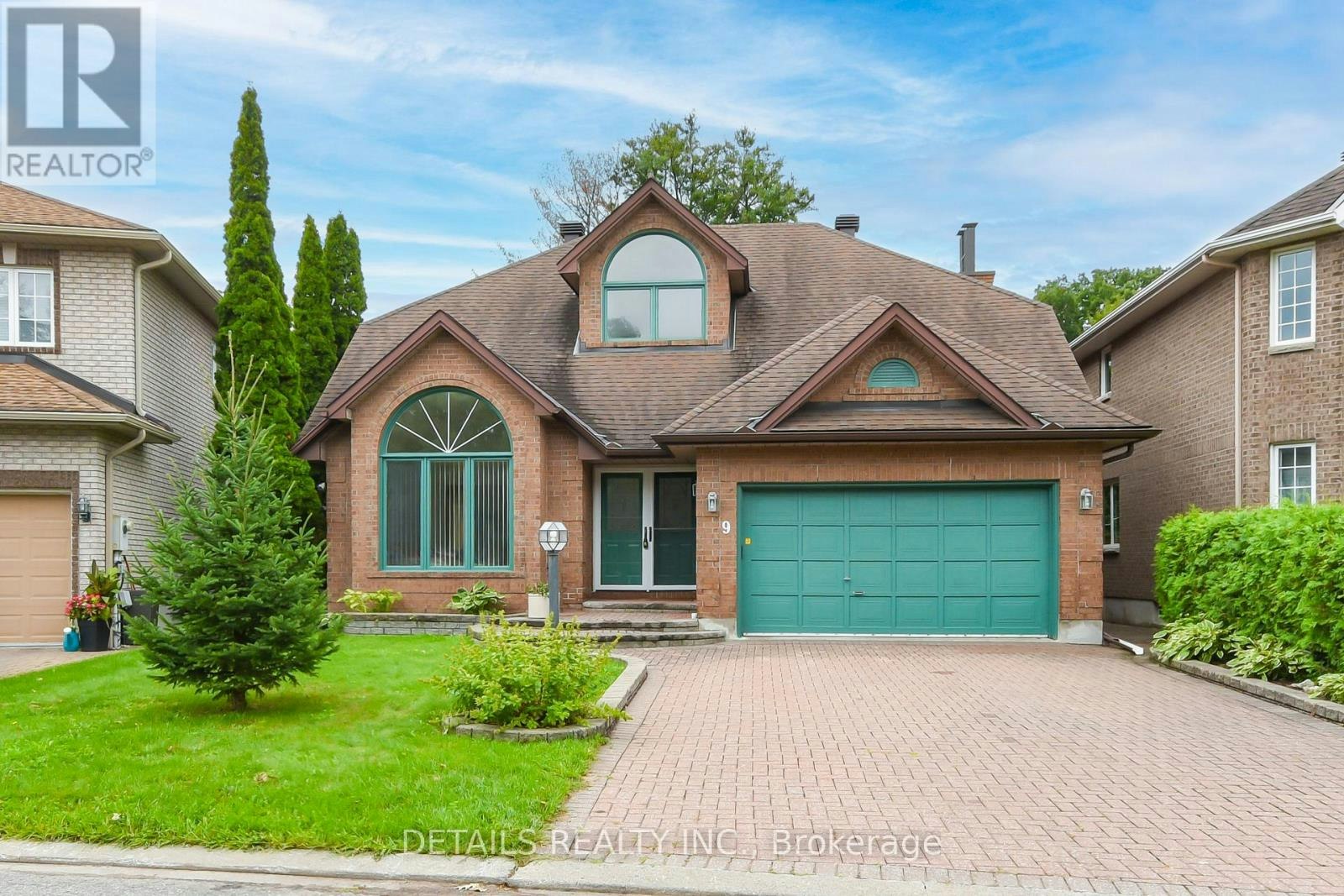 9 Wellsmere Court, Ottawa, ON, K2E 8C2