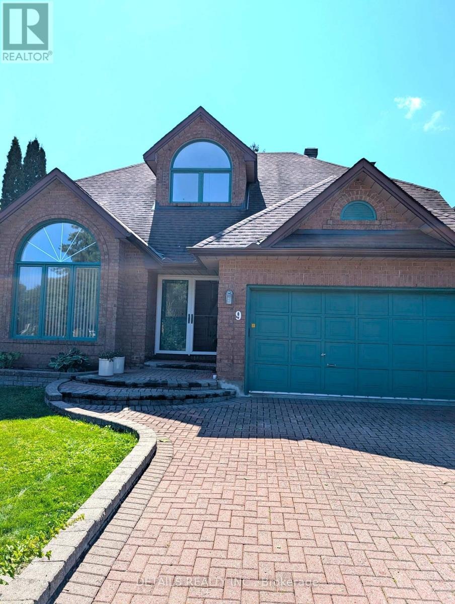 9 Wellsmere Court, Ottawa, ON, K2E 8C2