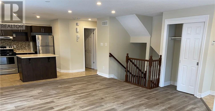 286 Titanium Private, Ottawa, ON, K1C 7S3 - 3
