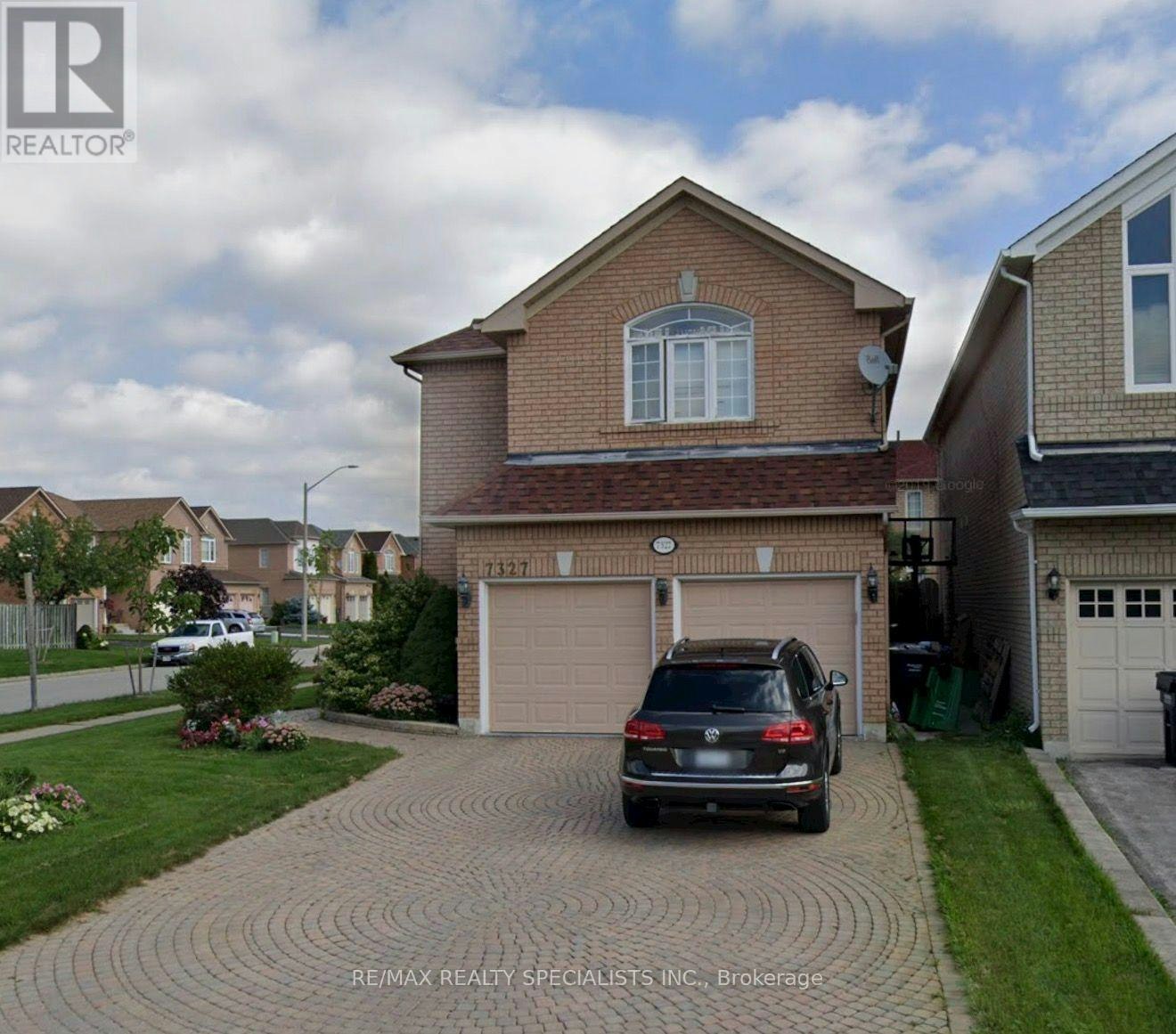 UPPER-7327 Black Walnut Trail, Mississauga, ON, L5N 7M3