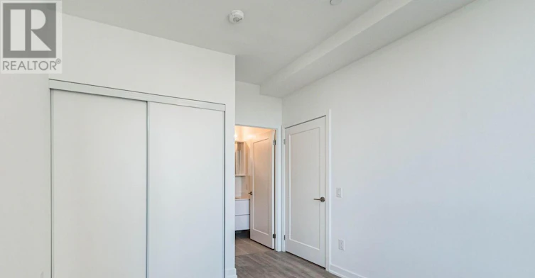 422-5105 Hurontario Street, Mississauga, ON, L4Z 0C9 - 31