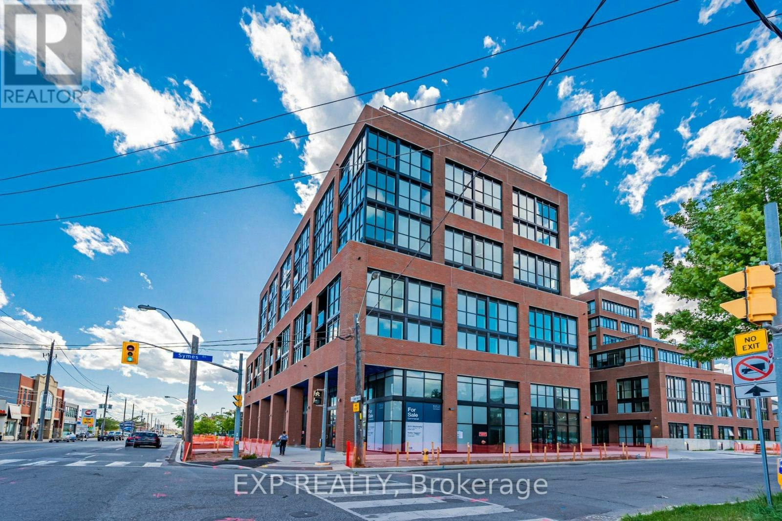 803-2300 St Clair Avenue W, Toronto, ON, M6N 1K8