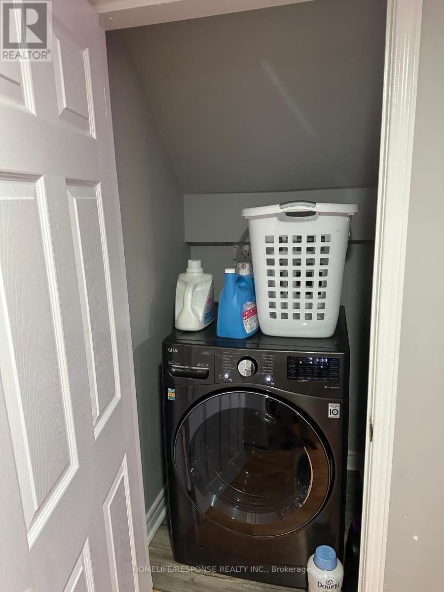 BASEMENT-5695 Jenvic Grove, Mississauga, ON, L5M 7B4 - 9