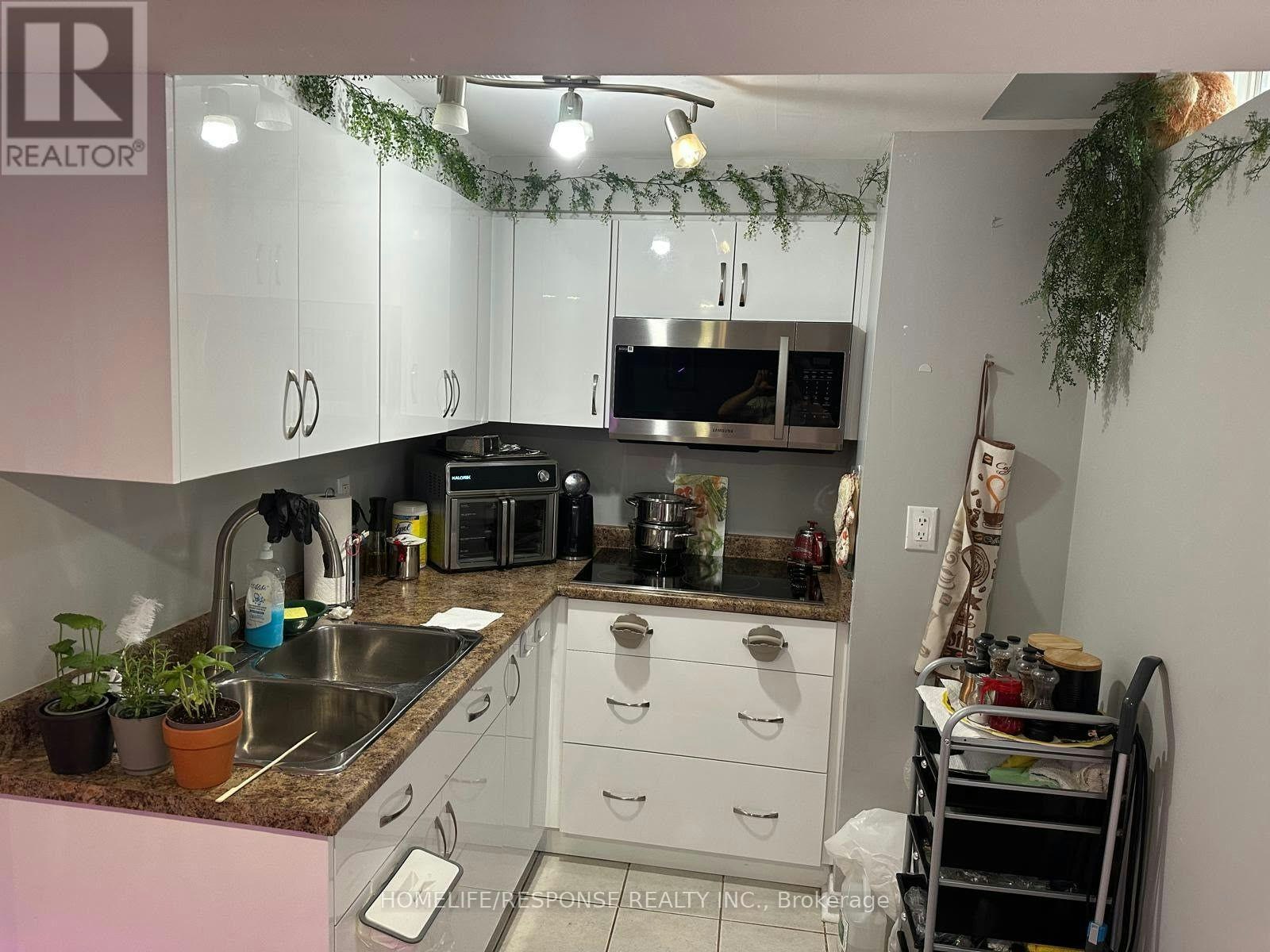 BASEMENT-5695 Jenvic Grove, Mississauga, ON, L5M 7B4 - 7
