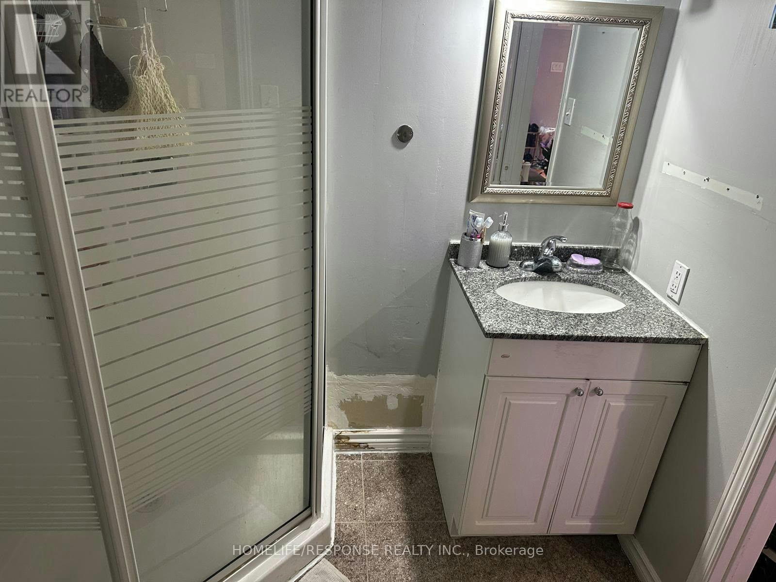BASEMENT-5695 Jenvic Grove, Mississauga, ON, L5M 7B4 - 10