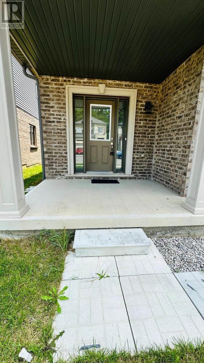 74 Macklin Street, Brantford, ON, N3V 0B7 - 3