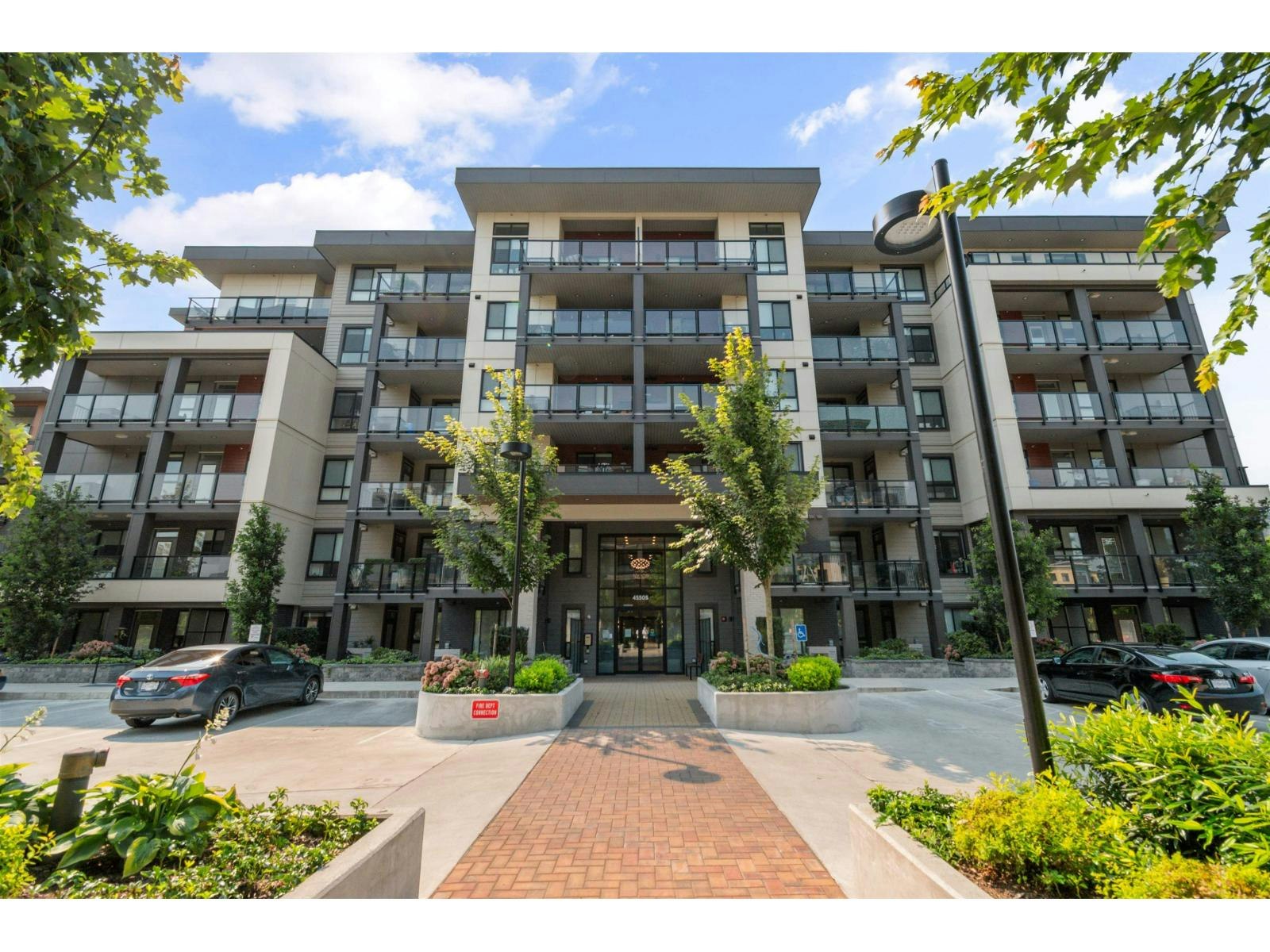 604-45505 Campus Drive, Chilliwack, BC, V2R 6L2