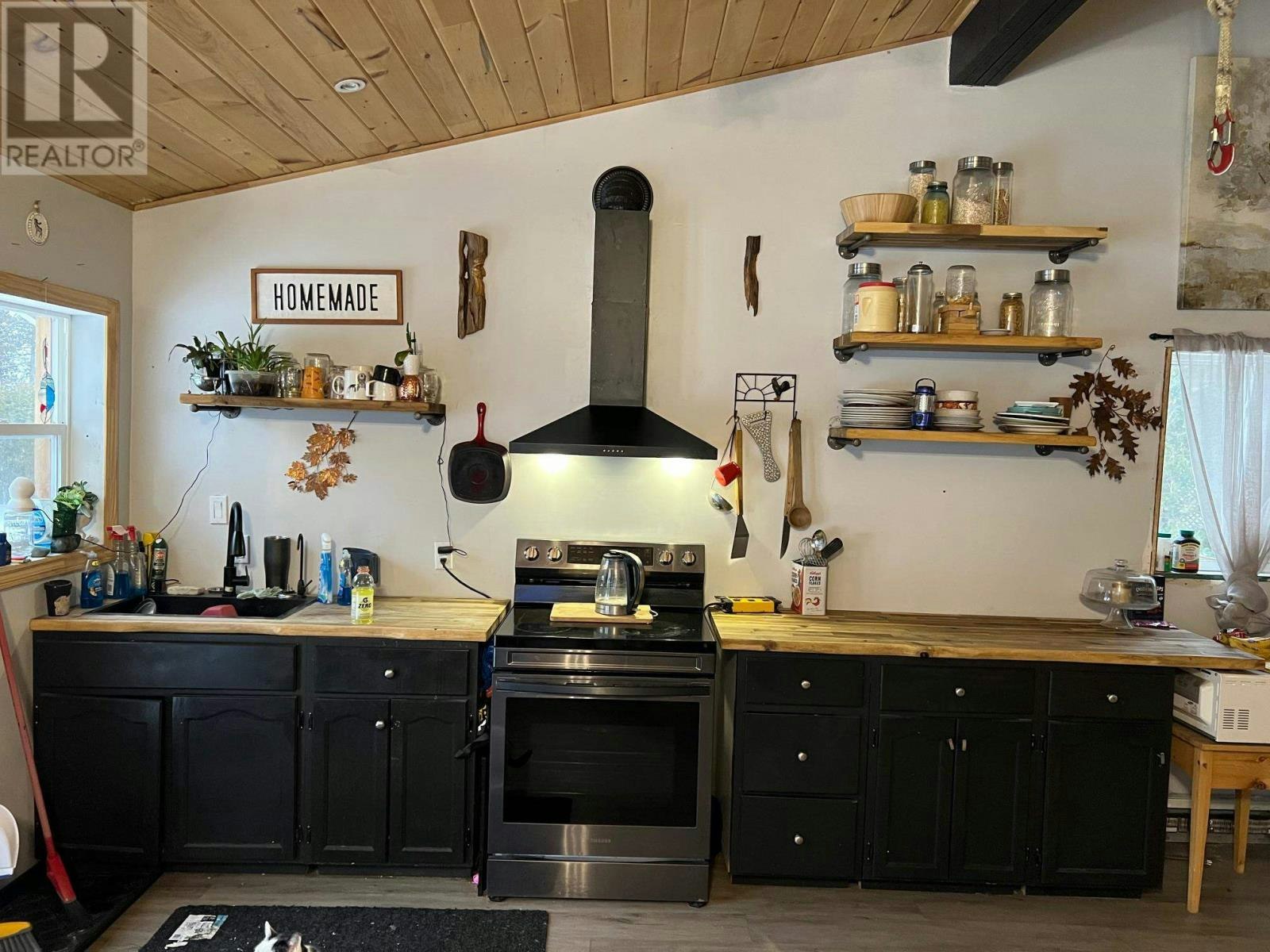 49 Nils Bay Road, Harmony, ON, P0S 1E0 - 11