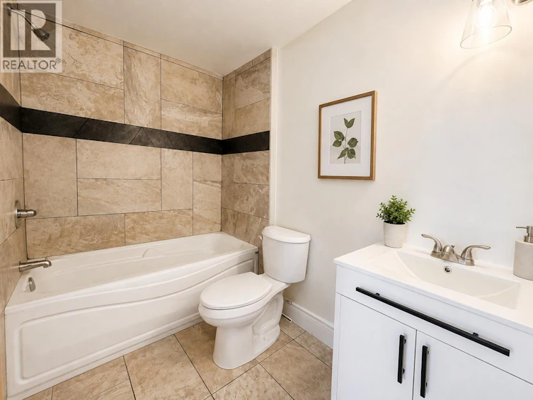1278 Lee Creek Drive, Lee Creek, BC, V0E 1M4 - 8
