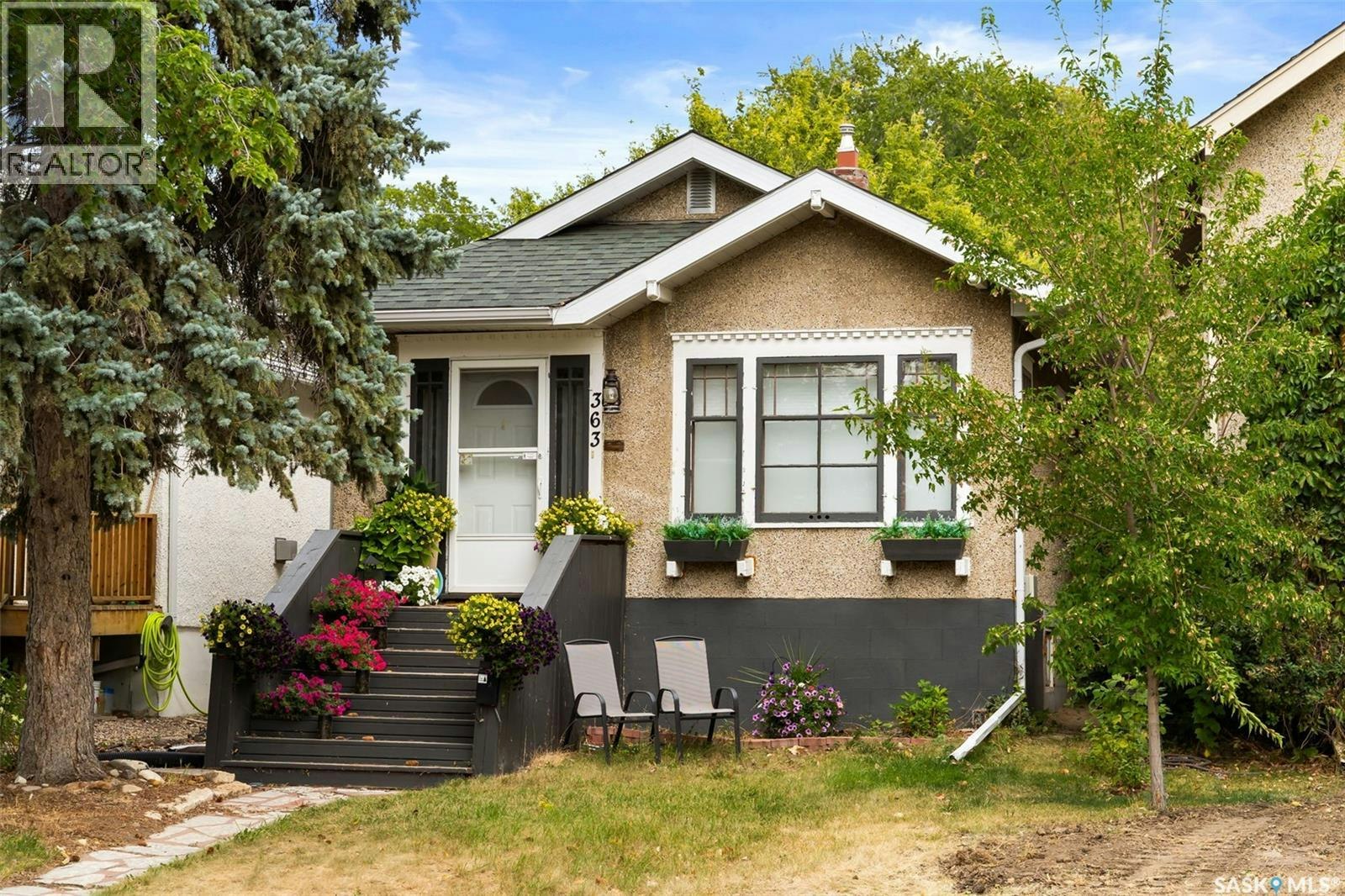 363 Leopold Crescent, Regina, SK, S4T 6N8