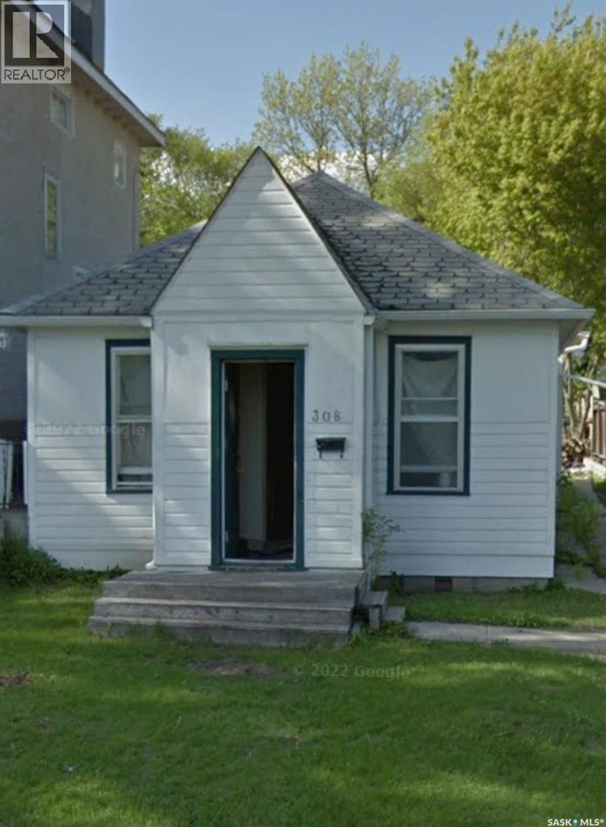 308 26th Street, Saskatoon, SK, S7L 0H7