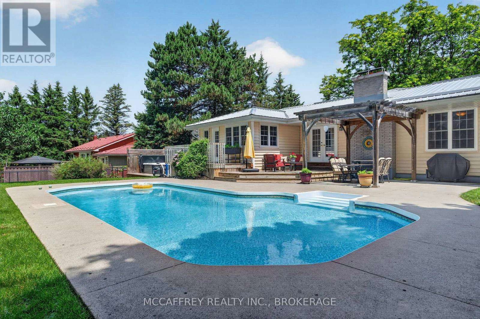 62 Edgewood Drive, Greater Napanee, ON, K7R 3K4