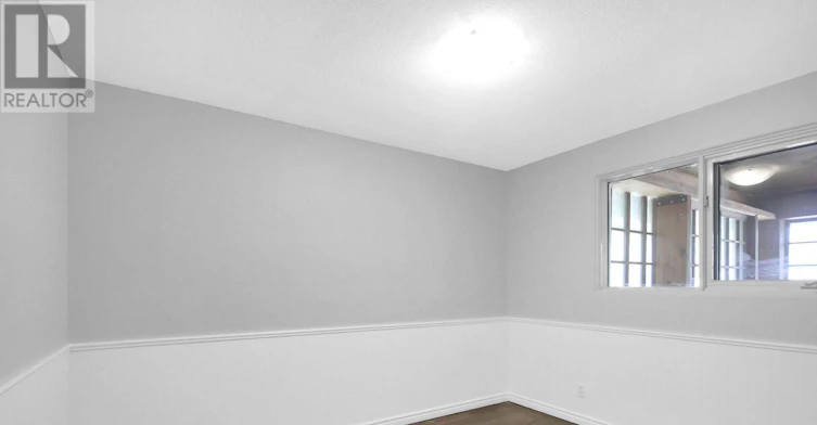 2247 Miramichi Street, Ottawa, ON, K2C 0Z1 - 20