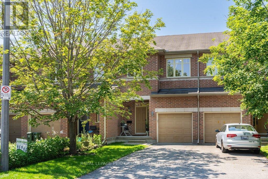 216 Badgeley Avenue, Ottawa, ON, K2T 0A4